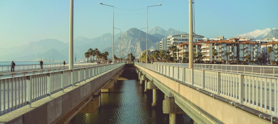 diacheiristis-ike-forologiki-katoikia-asfalisi-efka Φορολογικός κάτοικος εξωτερικού ως διαχειριστής ΙΚΕ: Τι ισχύει για φορολογία και εισφορές